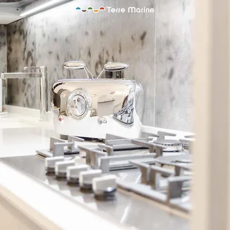 Appartement Fleur De Lis, Terre Marine